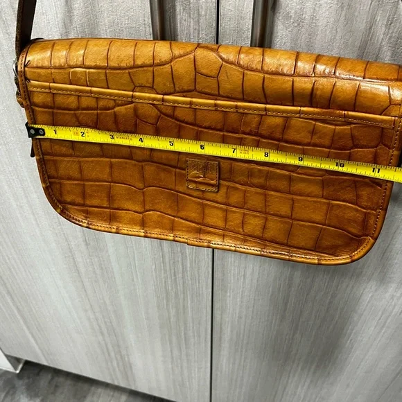 DOONEY AND BOURKE BAYOU COLLECTION SHOULDER BAG BFPM-06-396 - Picture 15 of 16